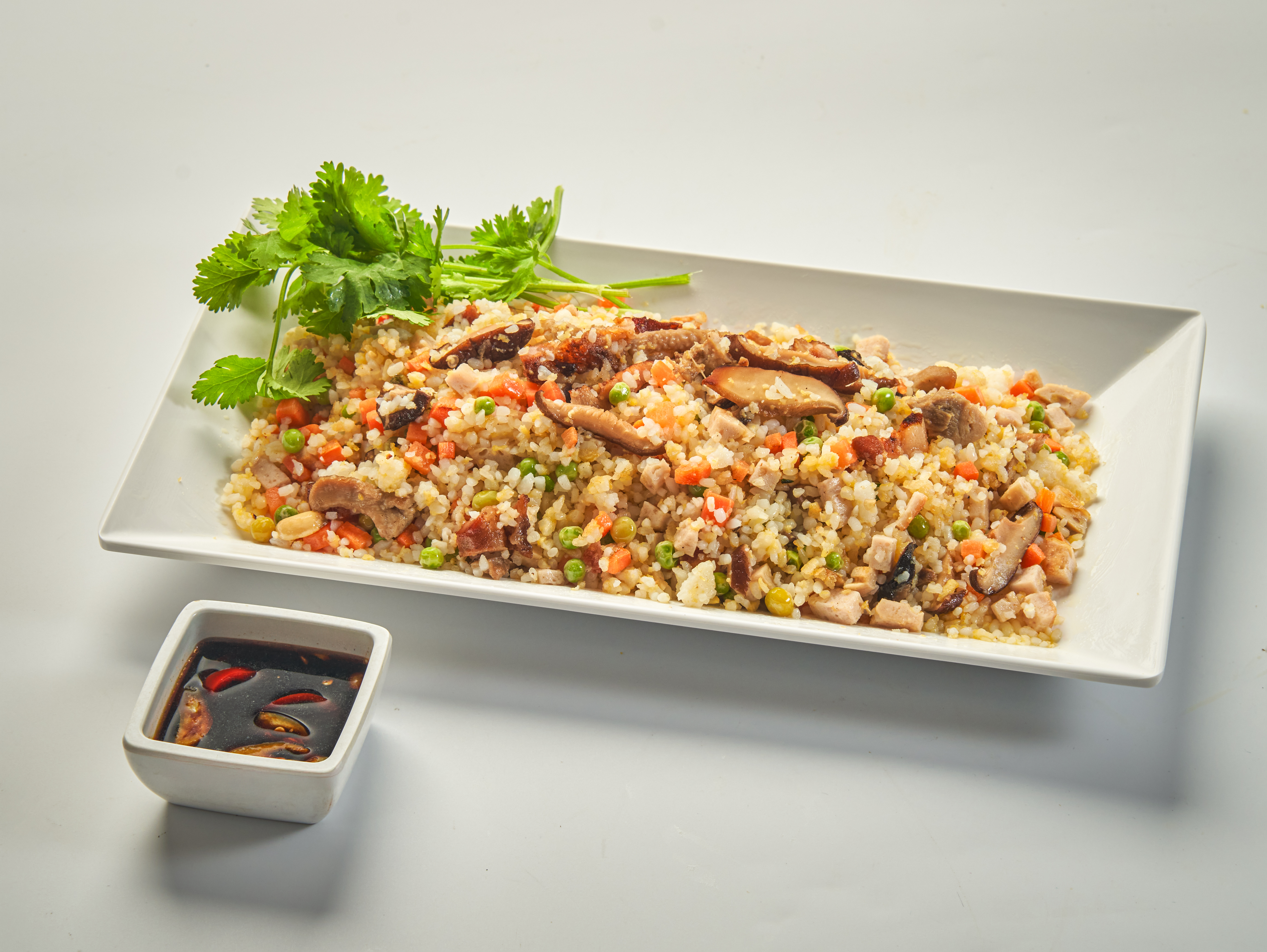 31. FRIED RICE MUSHROOM CHICKEN - Cơm Chiên Gà Nấm